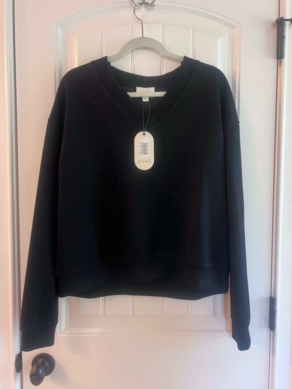 p cill Black V-Neck Pullover Sweatshirt